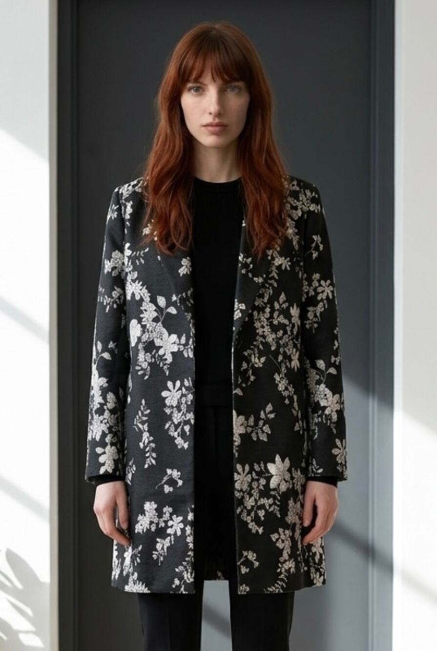 Metallic Mid Length Jacket Size 8 Romantic Noir Whimsigoth Mob Wife Floral Lined